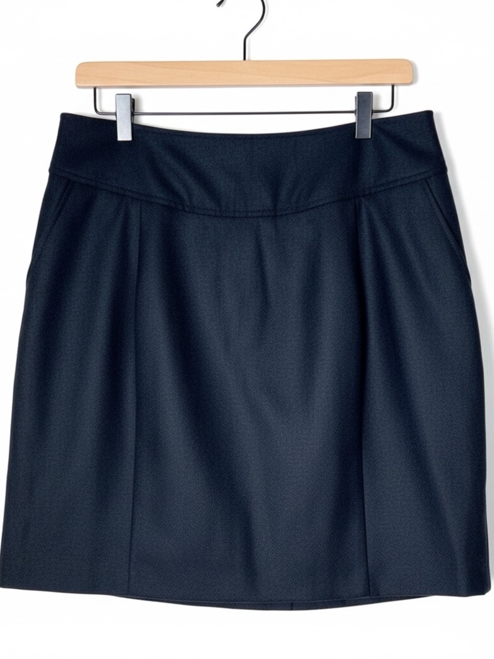 Banana Republic black wool bl canvas texture straight pencil skirt size 10 B149